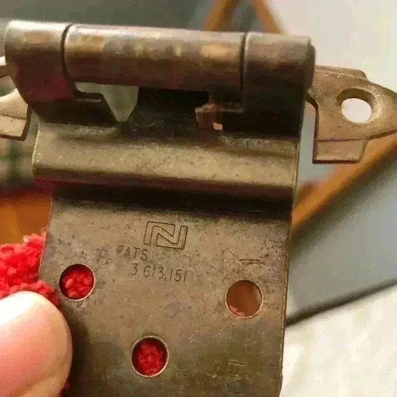 vtg lot of 8 door hinges - Picture 14 of 15